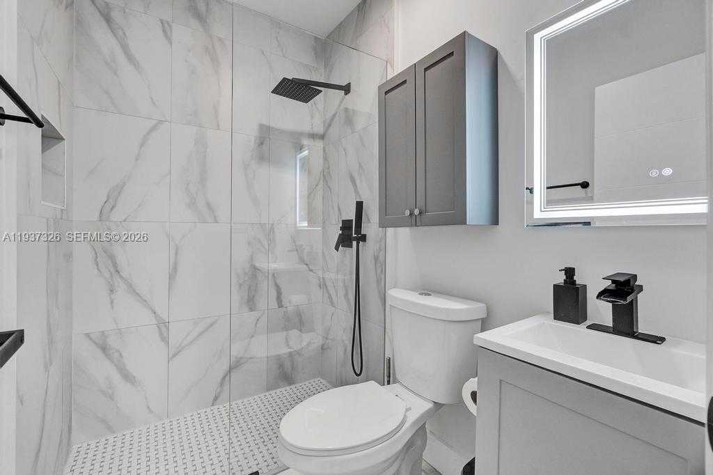 Small Image of 6470 SOUTH WEST 27TH ST, Miami Number 11