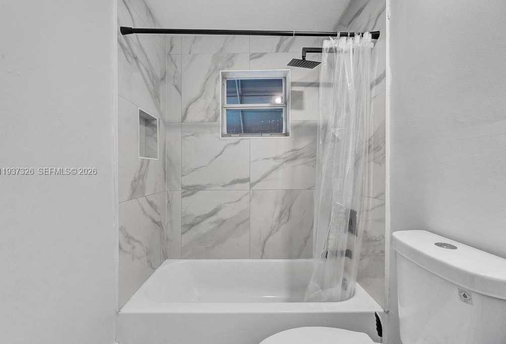 Small Image of 6470 SOUTH WEST 27TH ST, Miami Number 19