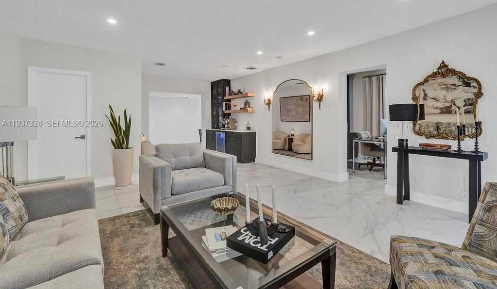 Small Image of 6470 SOUTH WEST 27TH ST, Miami Number 22