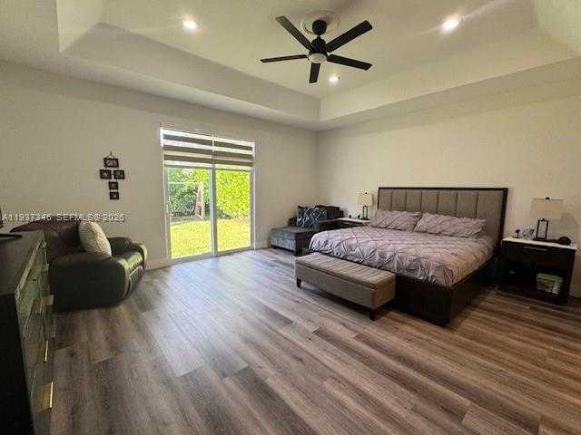 Imagen de Pequeño Objeto