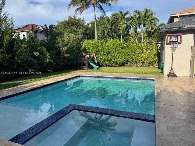 Imagen de Pequeño Objeto