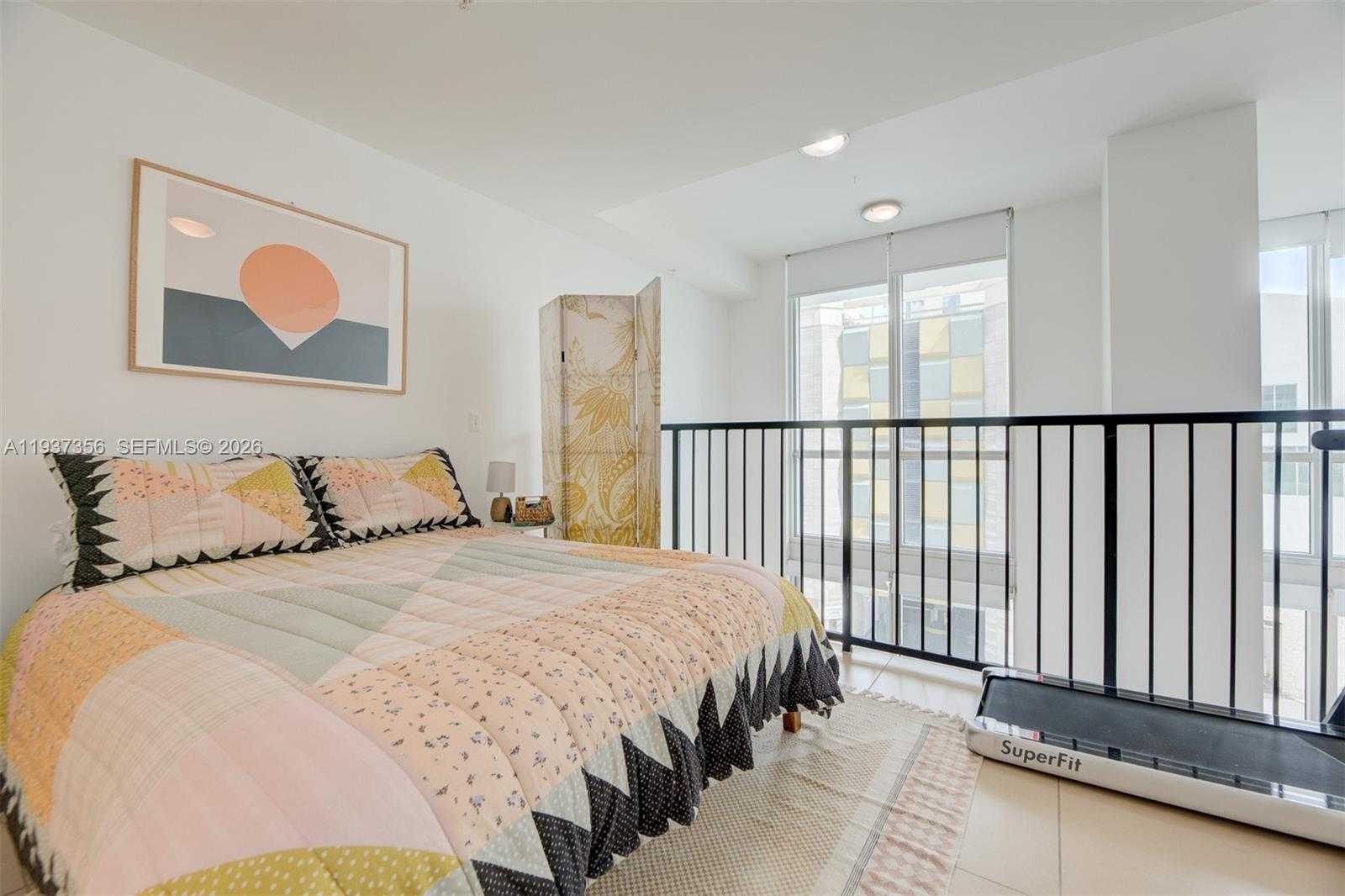 Small Image of 300 SOUTH BISCAYNE BLVD #L-428, Miami Number 16