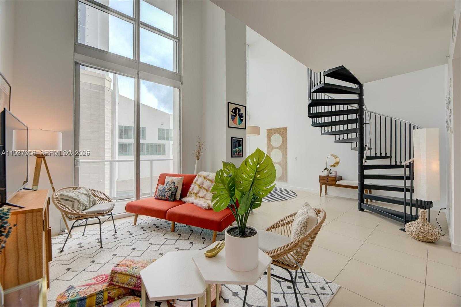 Small Image of 300 SOUTH BISCAYNE BLVD #L-428, Miami Number 5