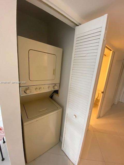 Small Image of 1717 NORTH BAYSHORE DR #A-3542, Miami Number 5