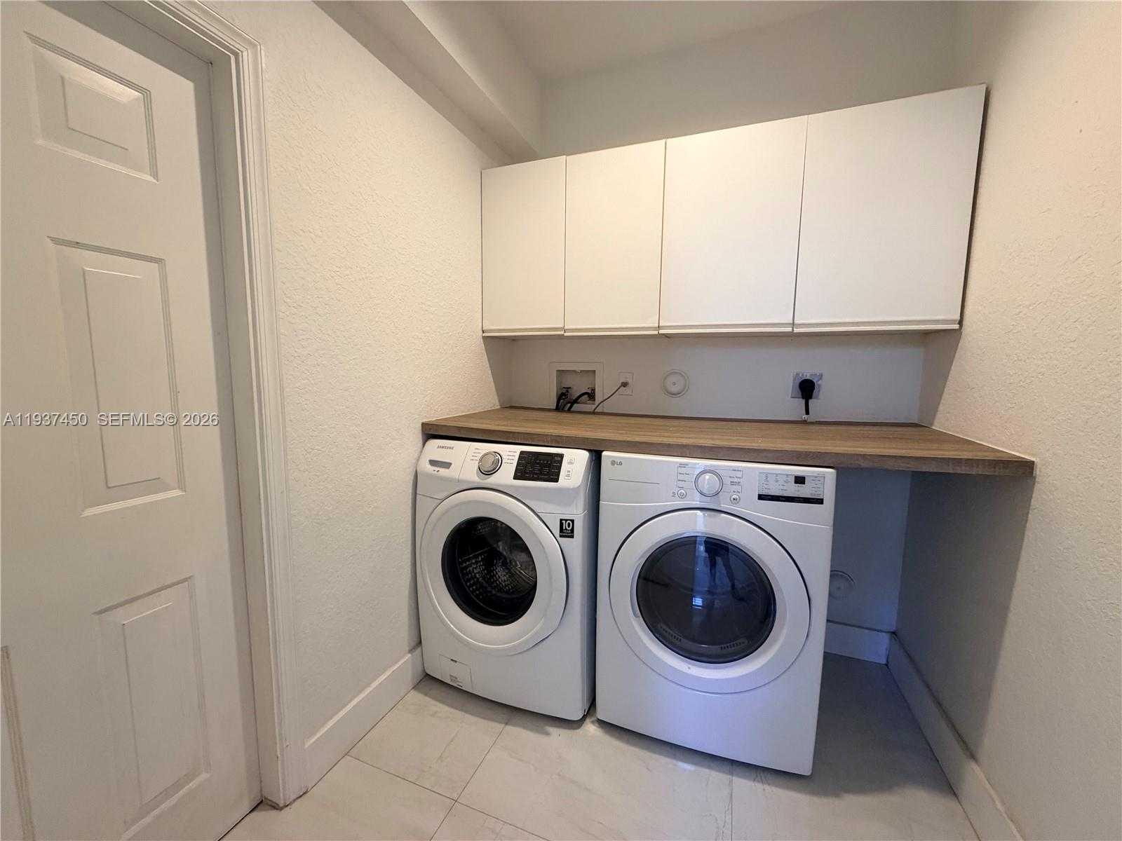 Small Image of 1570 ELM GROVE RD, Weston Number 21