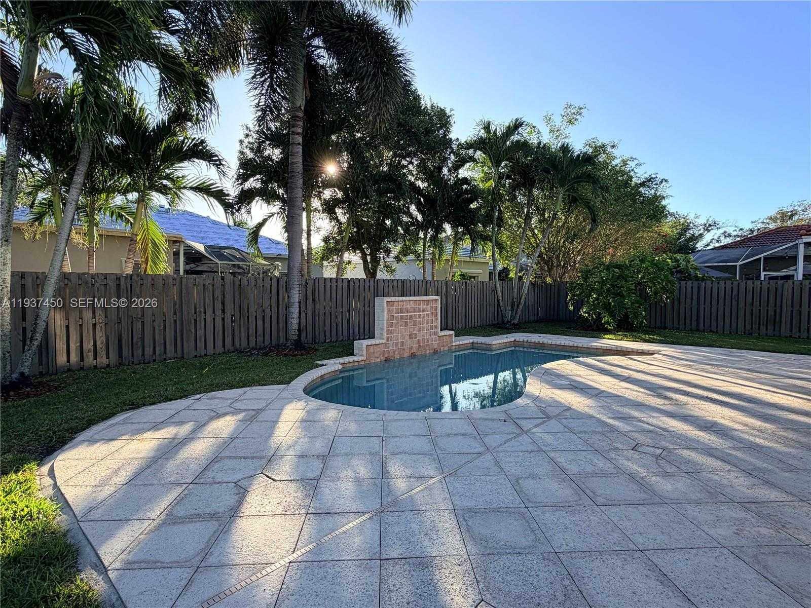 Small Image of 1570 ELM GROVE RD, Weston Number 25