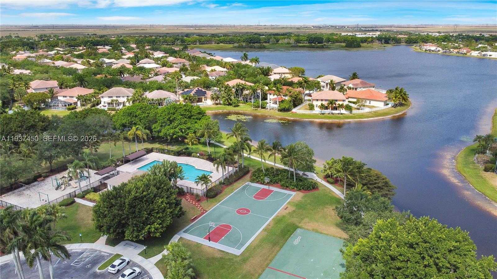 Small Image of 1570 ELM GROVE RD, Weston Number 32