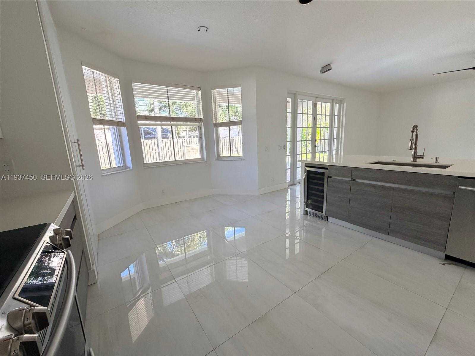 Small Image of 1570 ELM GROVE RD, Weston Number 9