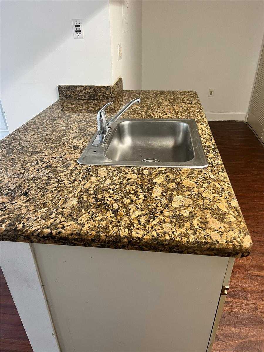 Small Image of 17500 NORTH WEST 67TH CT #P-19, Hialeah Number 2