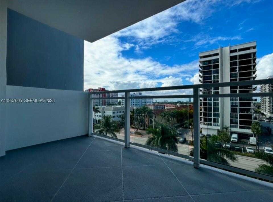 Small Image of 2030 SOUTH OCEAN DR #506, Hallandale Beach Number 10