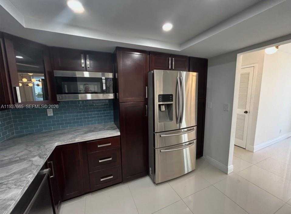 Small Image of 2030 SOUTH OCEAN DR #506, Hallandale Beach Number 15