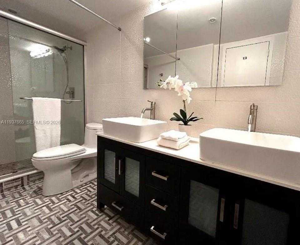 Small Image of 2030 SOUTH OCEAN DR #506, Hallandale Beach Number 23