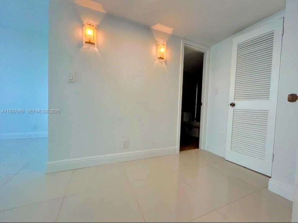 Small Image of 2030 SOUTH OCEAN DR #506, Hallandale Beach Number 34