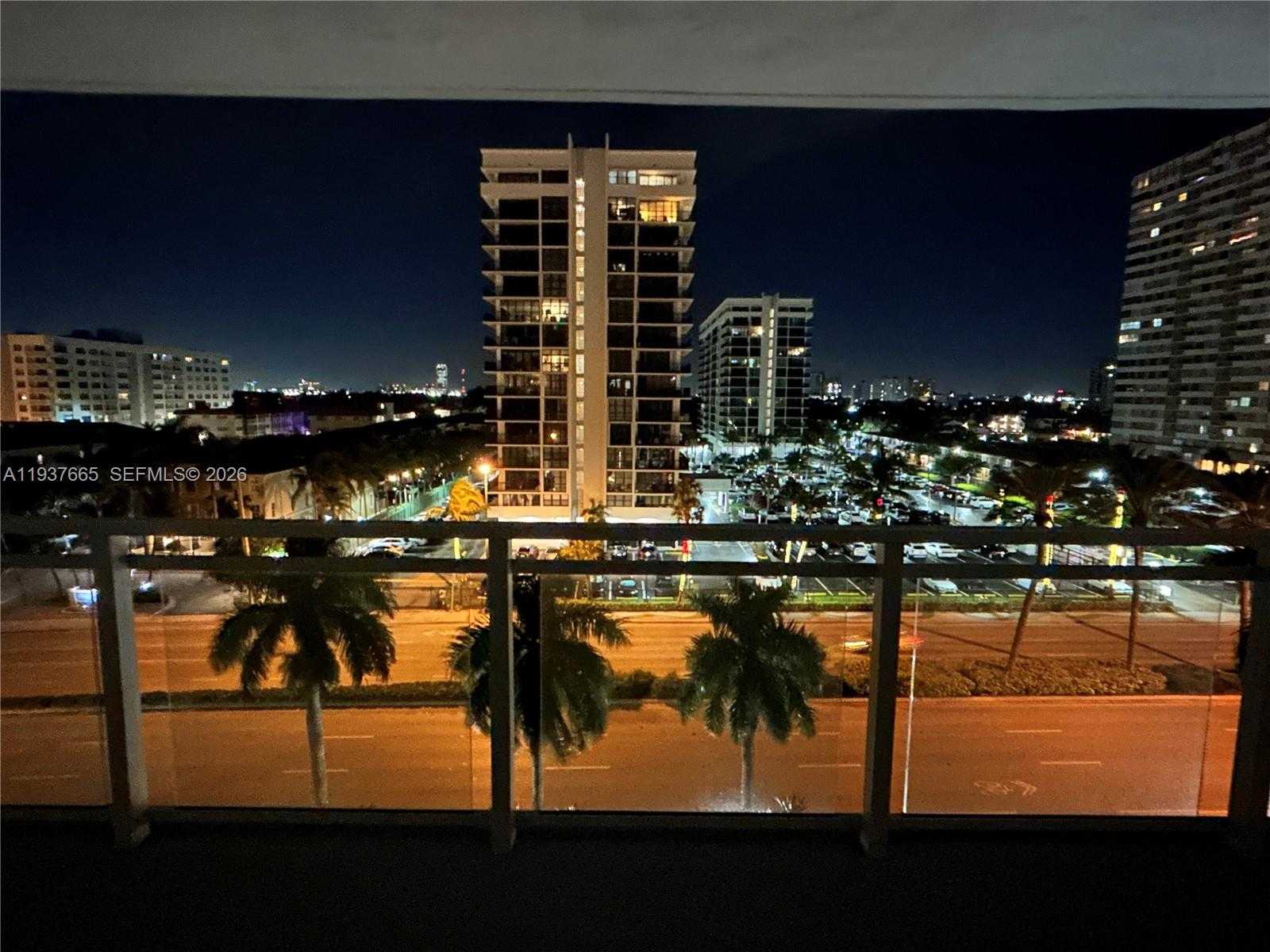 Small Image of 2030 SOUTH OCEAN DR #506, Hallandale Beach Number 4