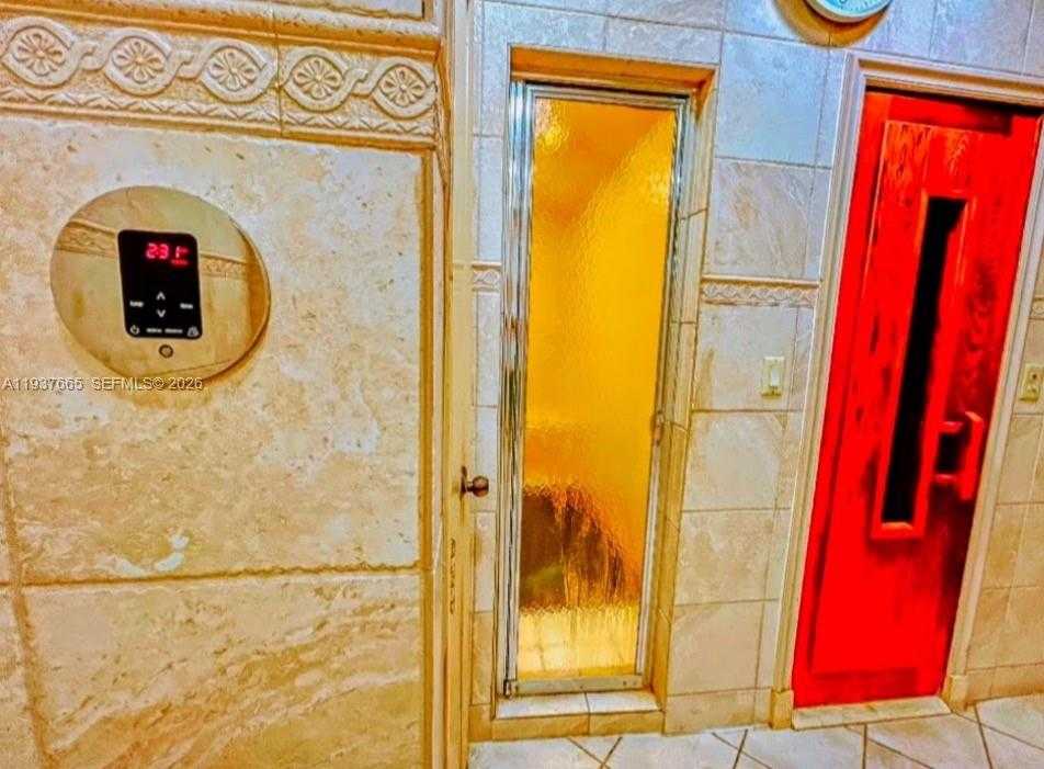 Small Image of 2030 SOUTH OCEAN DR #506, Hallandale Beach Number 59