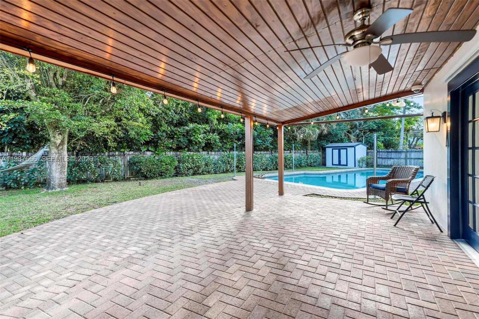 Small Image of 812 HOLLY LN, Plantation Number 2