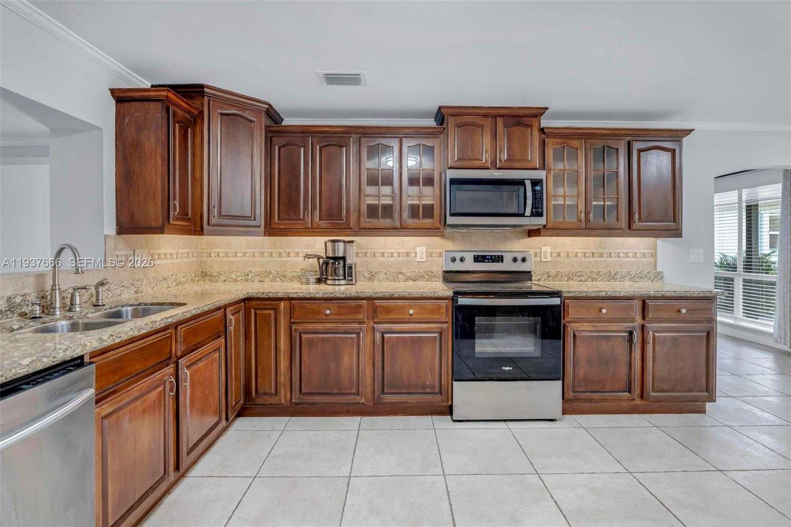 Small Image of 812 HOLLY LN, Plantation Number 21