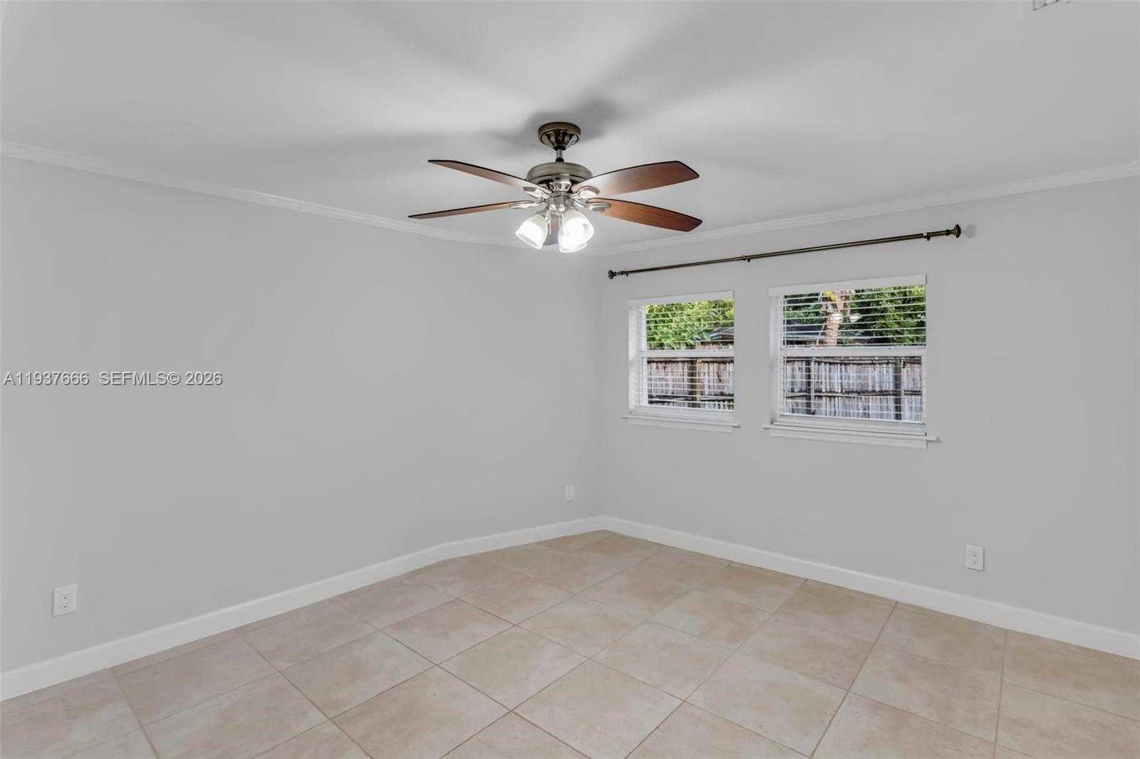 Small Image of 812 HOLLY LN, Plantation Number 32