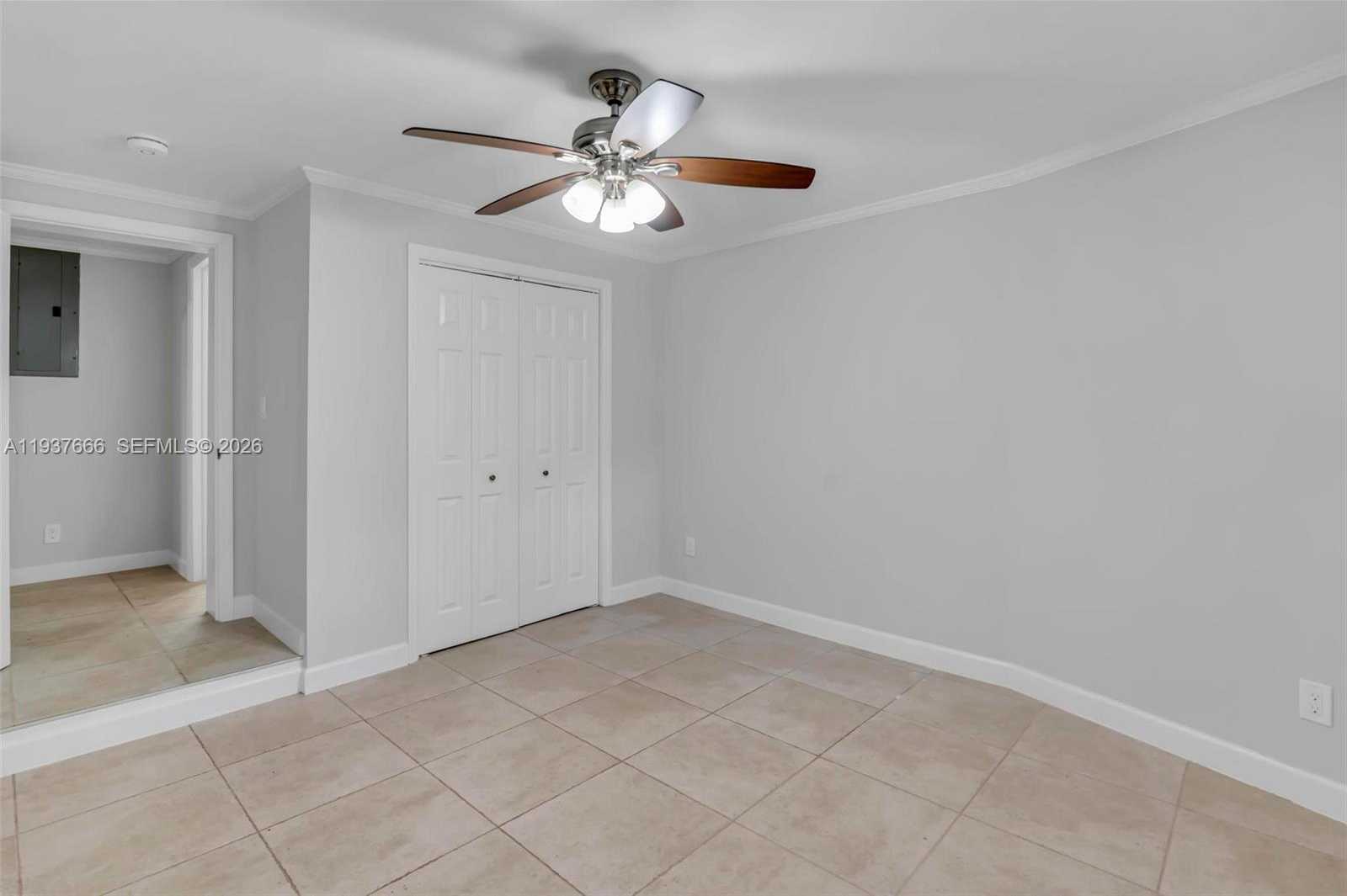 Small Image of 812 HOLLY LN, Plantation Number 33