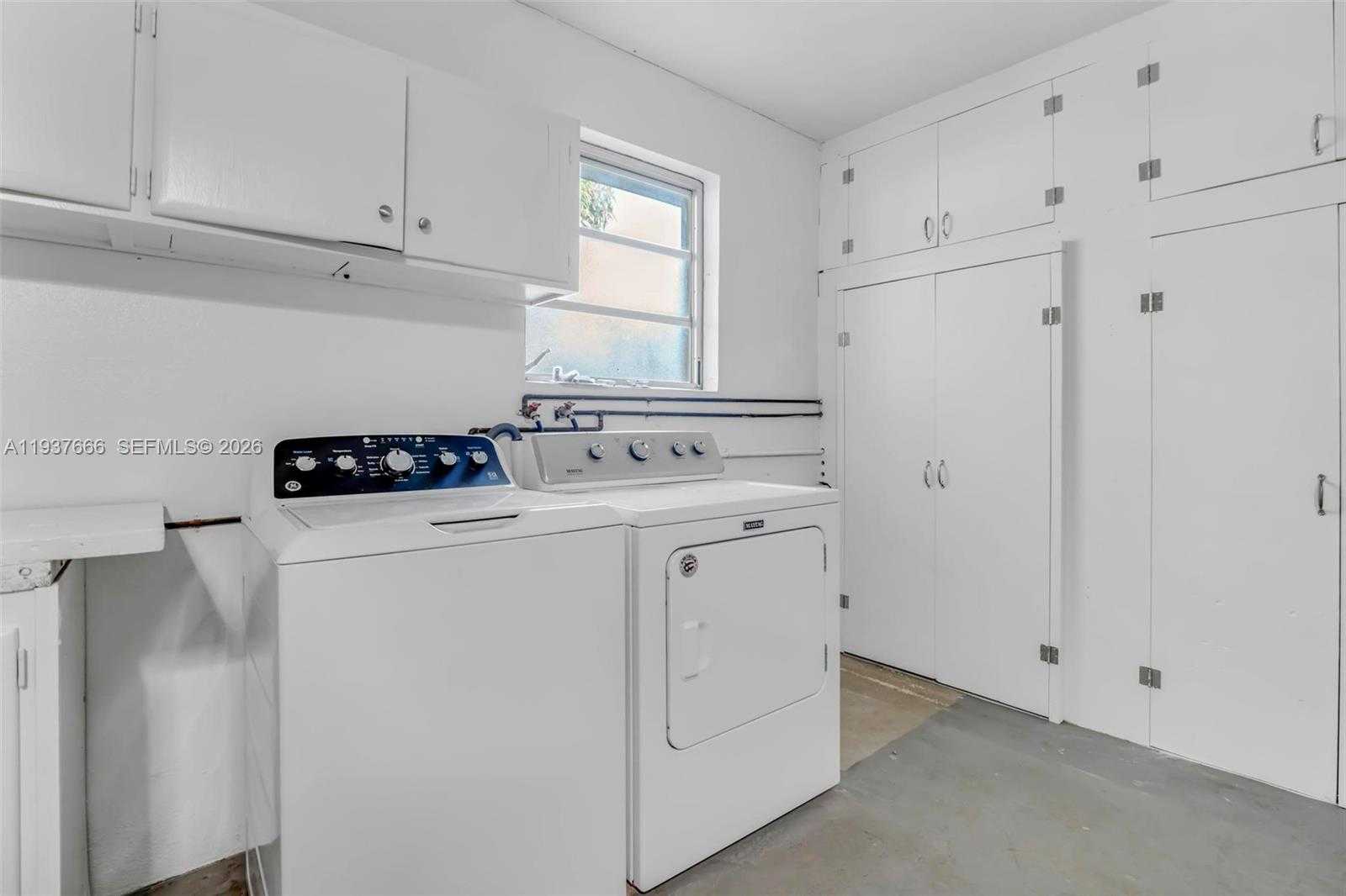 Small Image of 812 HOLLY LN, Plantation Number 36