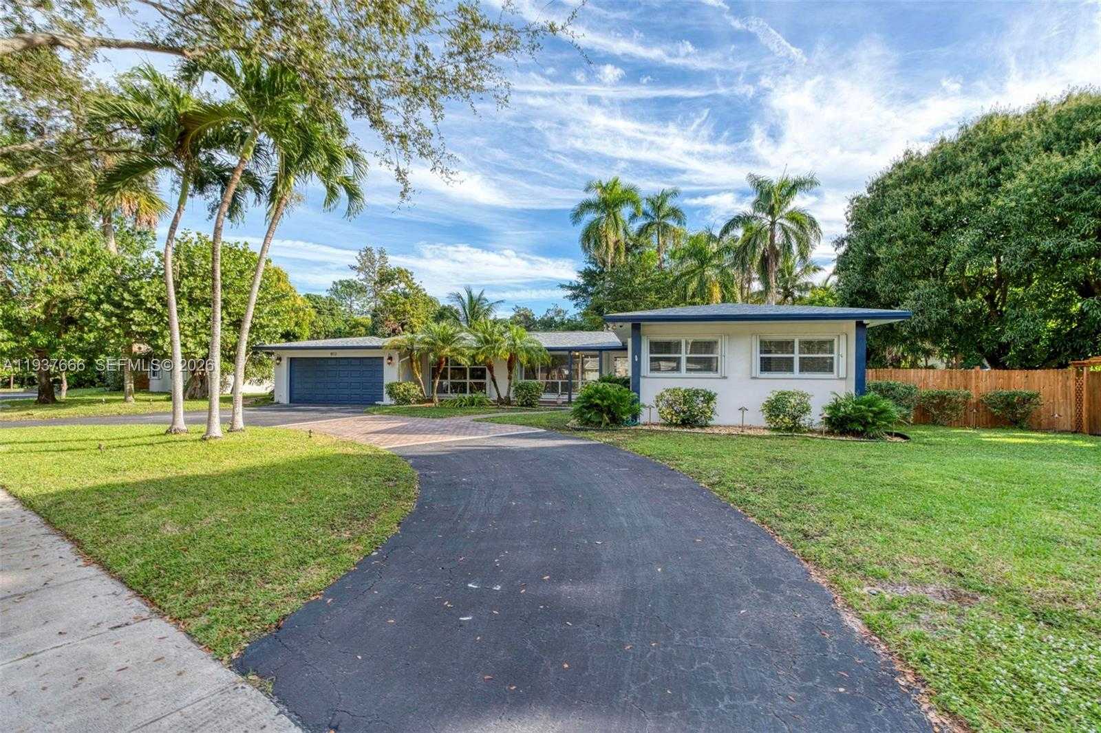 Small Image of 812 HOLLY LN, Plantation Number 42