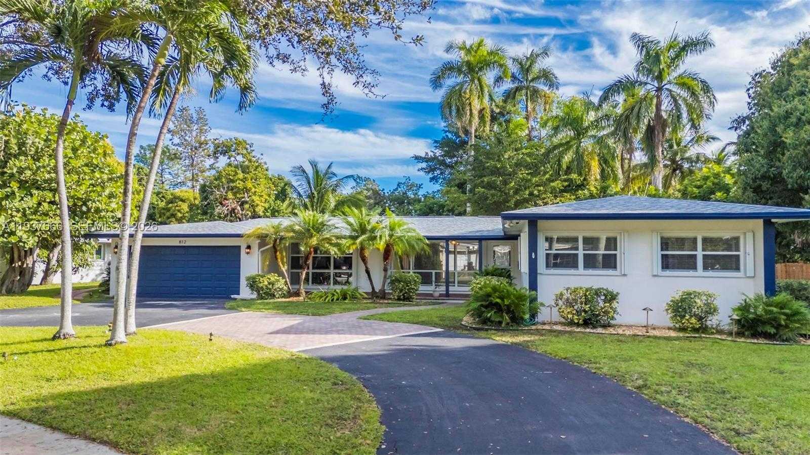 Small Image of 812 HOLLY LN, Plantation Number 49