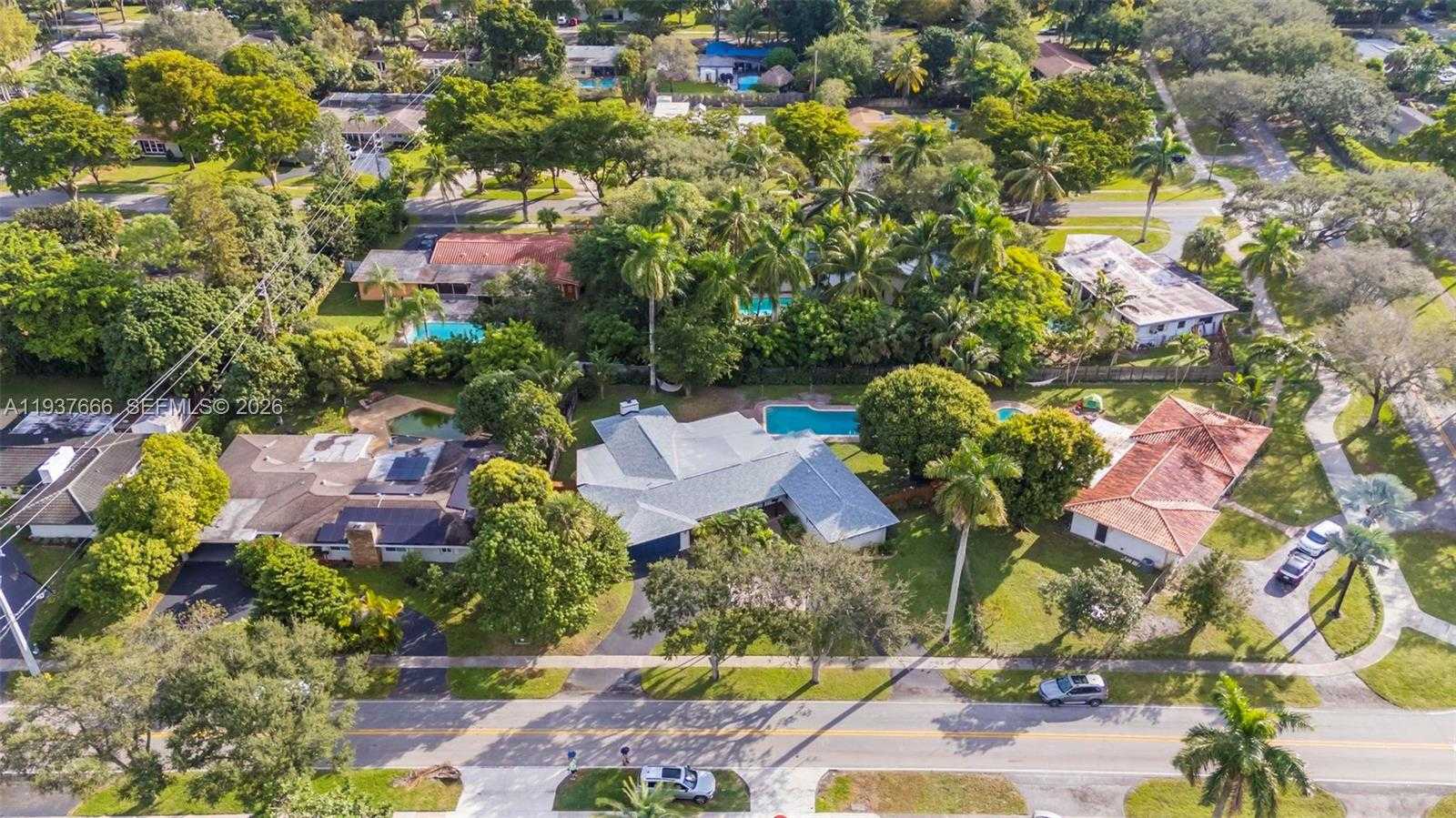 Small Image of 812 HOLLY LN, Plantation Number 51