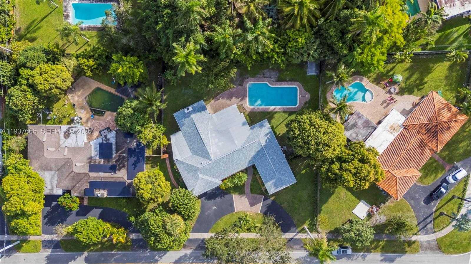 Small Image of 812 HOLLY LN, Plantation Number 52