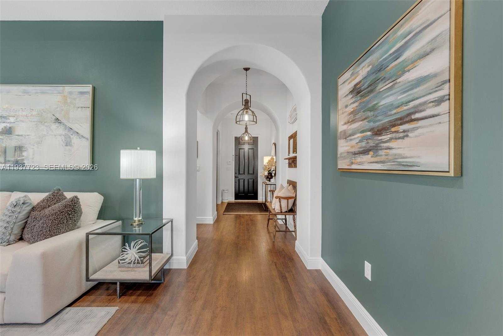 Imagen de Pequeño Objeto