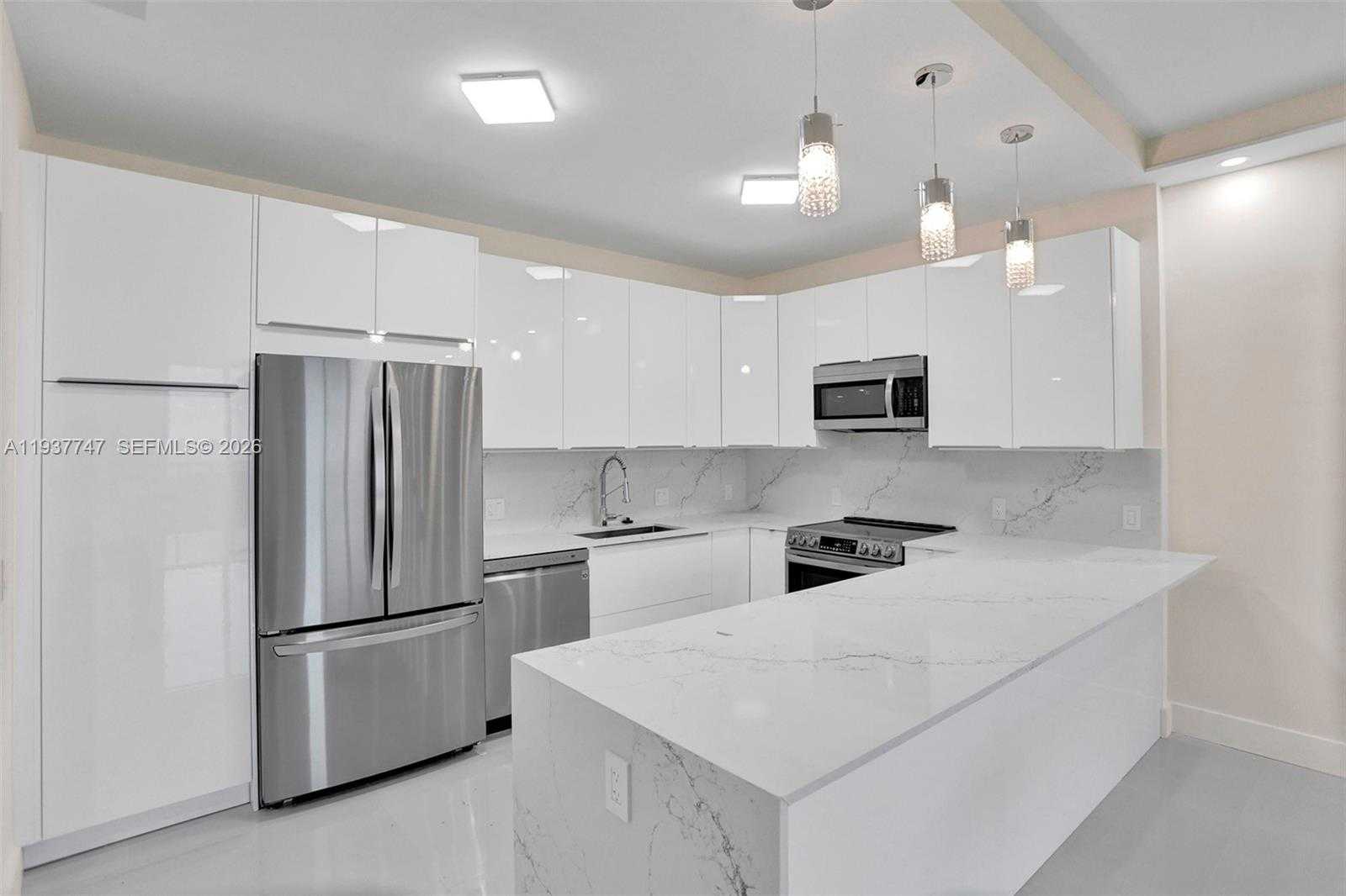 Small Image of 19380 COLLINS AVE #PH-18, Sunny Isles Beach Number 11