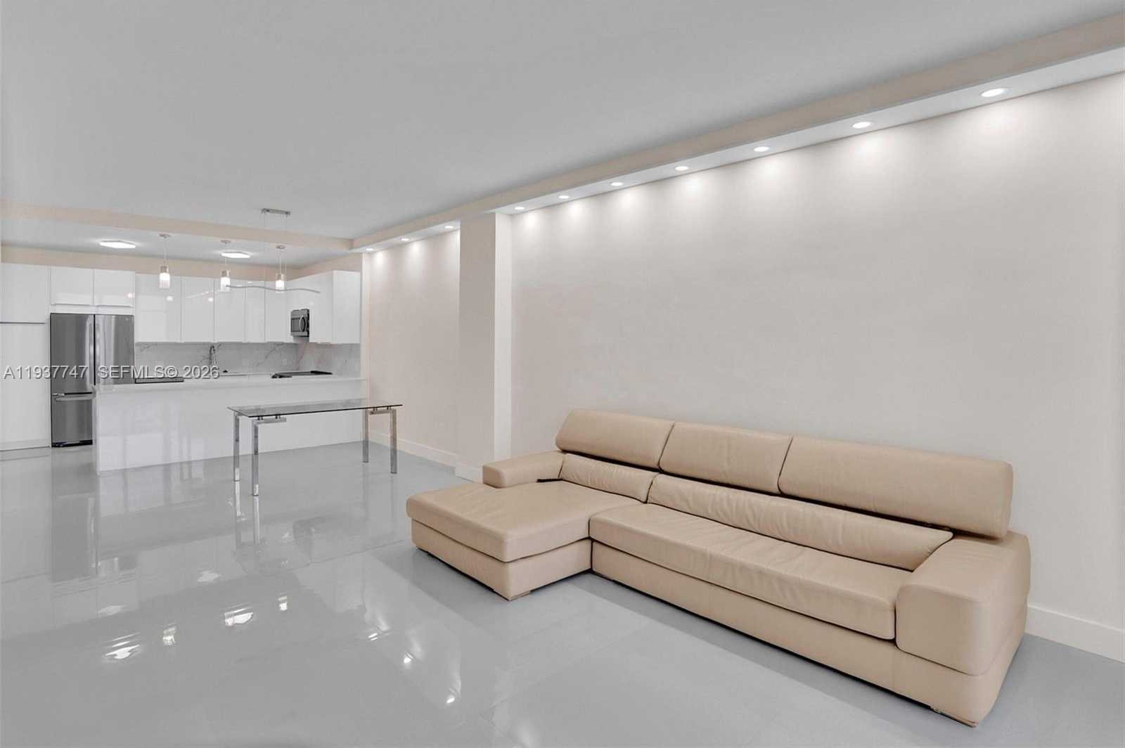 Small Image of 19380 COLLINS AVE #PH-18, Sunny Isles Beach Number 7