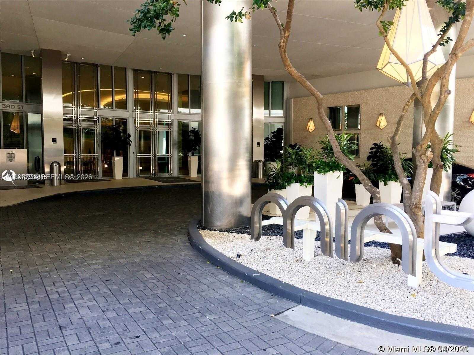 Small Image of 92 SOUTH WEST 3RD ST #1802, Miami Number 20