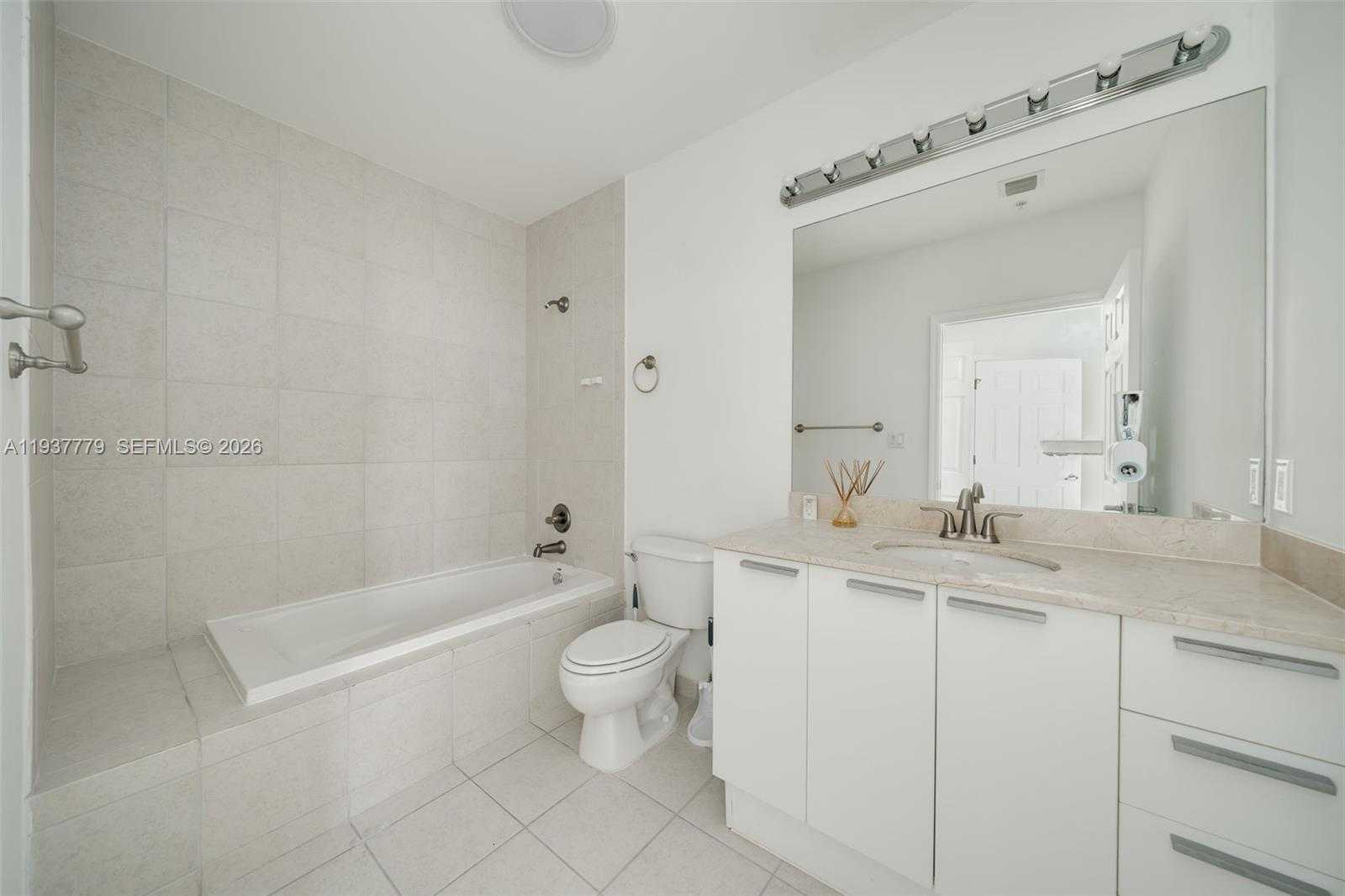 Small Image of 140 SOUTH DIXIE HWY #1011, Hollywood Number 20