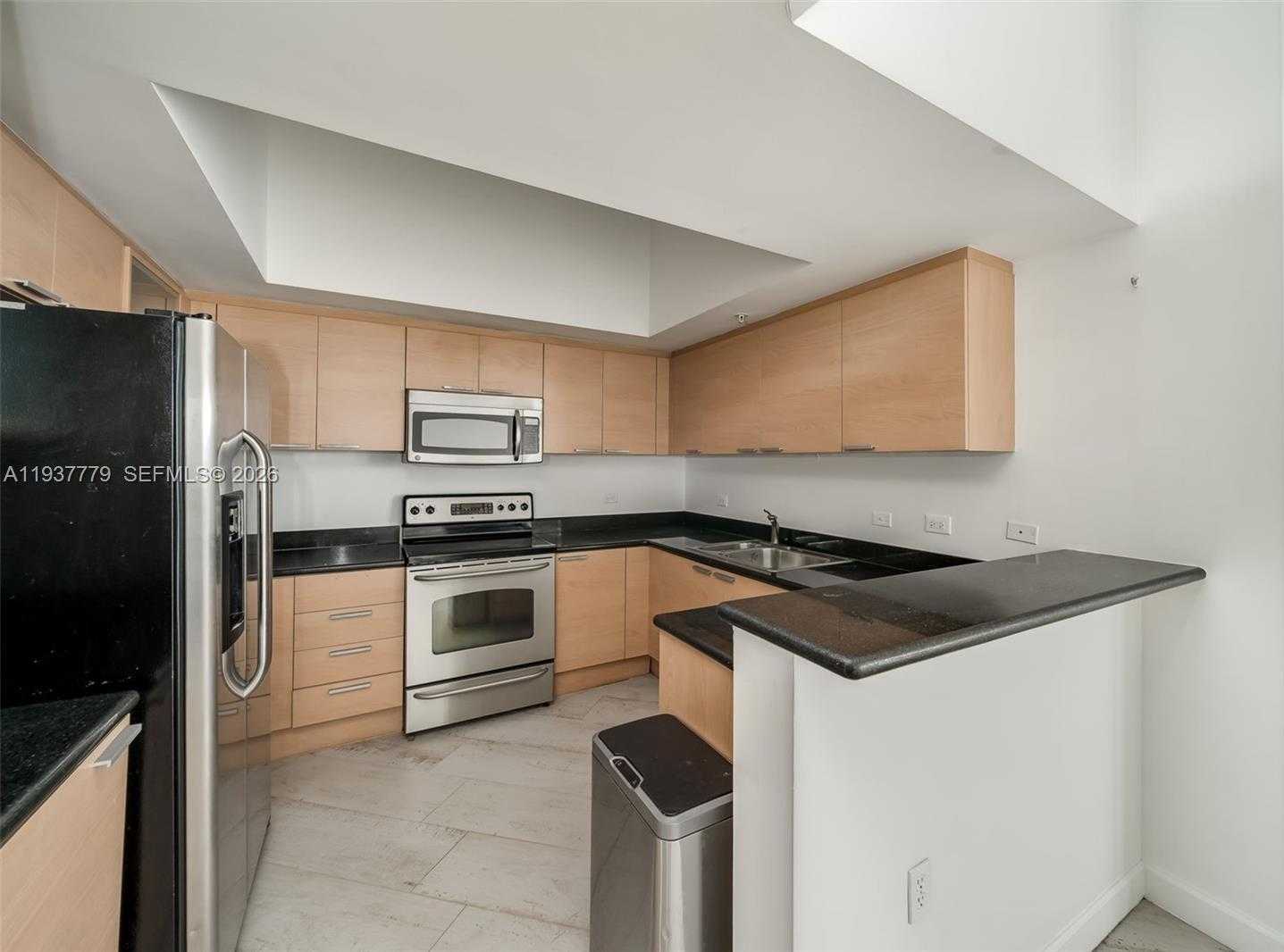 Small Image of 140 SOUTH DIXIE HWY #1011, Hollywood Number 6