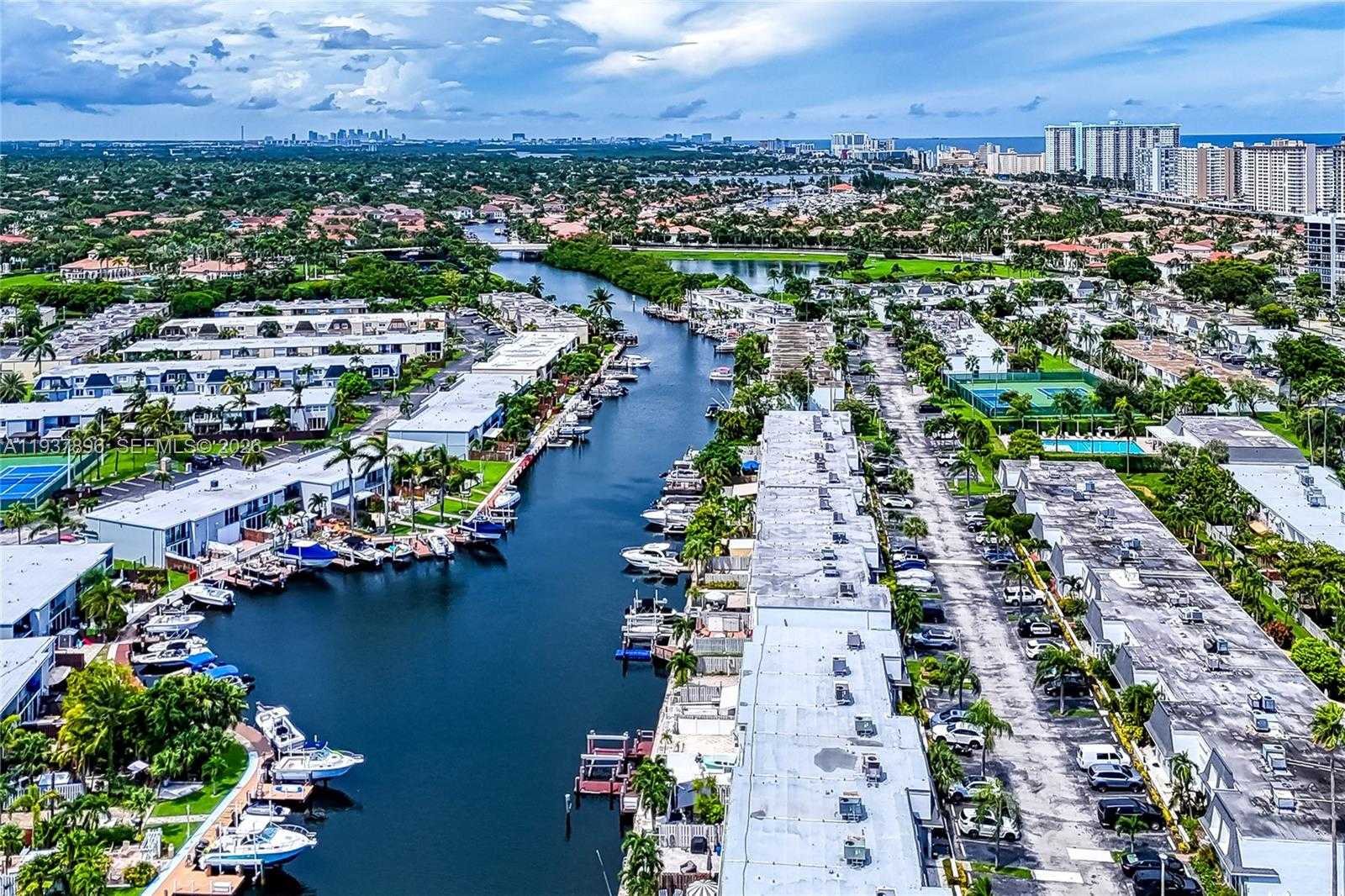 Small Image of 2500 PARKVIEW DR #911, Hallandale Beach Number 1