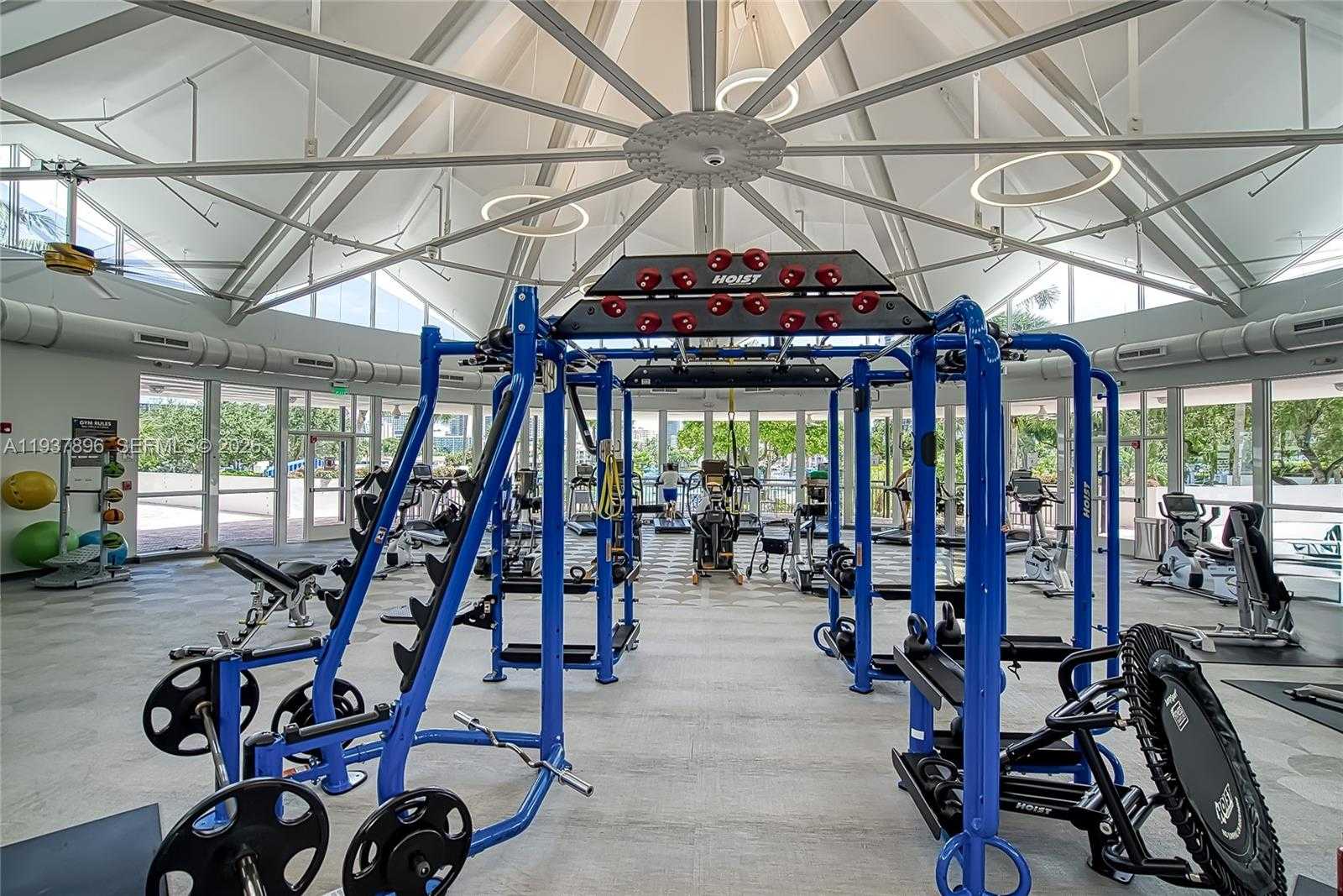 Small Image of 2500 PARKVIEW DR #911, Hallandale Beach Number 40