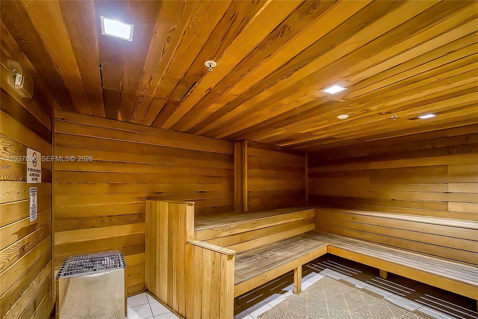 Small Image of 2500 PARKVIEW DR #911, Hallandale Beach Number 42