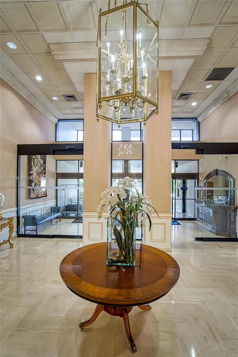 Small Image of 2500 PARKVIEW DR #911, Hallandale Beach Number 46