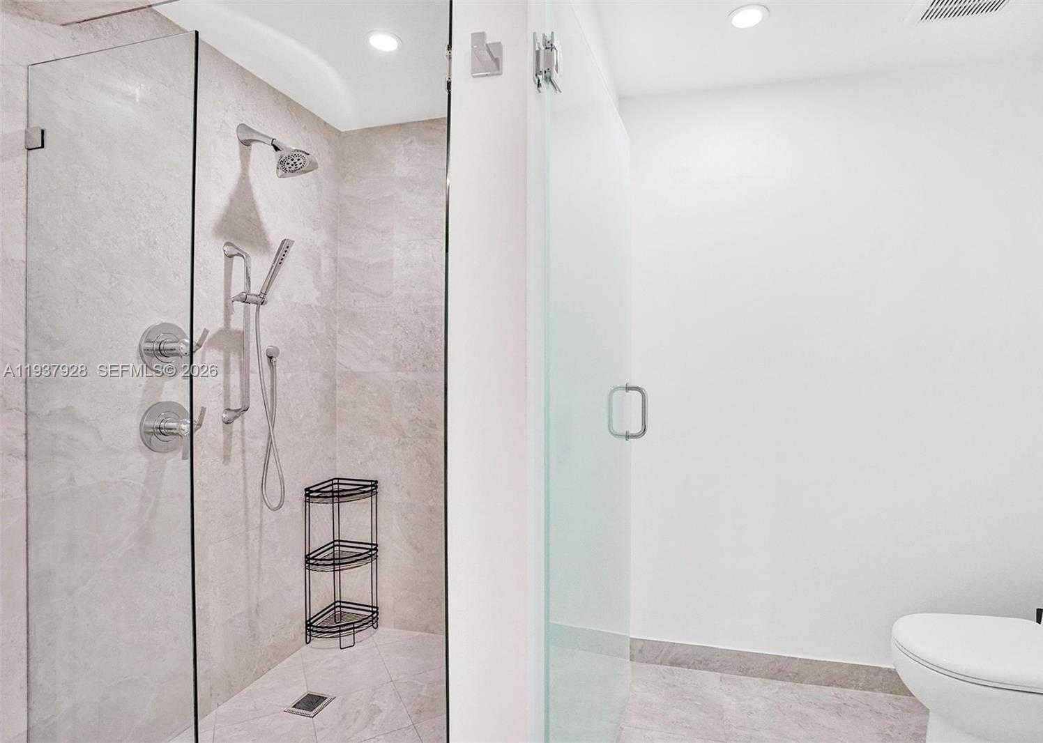 Small Image of Miami Number 32