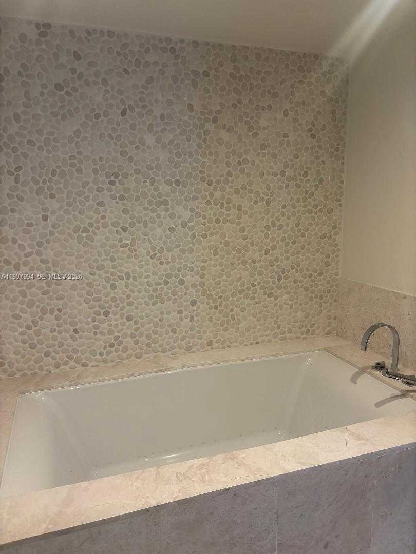 Small Image of 17121 COLLINS AVE #3101, Sunny Isles Beach Number 3