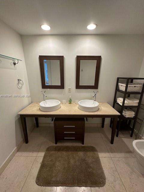 Small Image of 495 BRICKELL AVE #4406, Miami Number 8