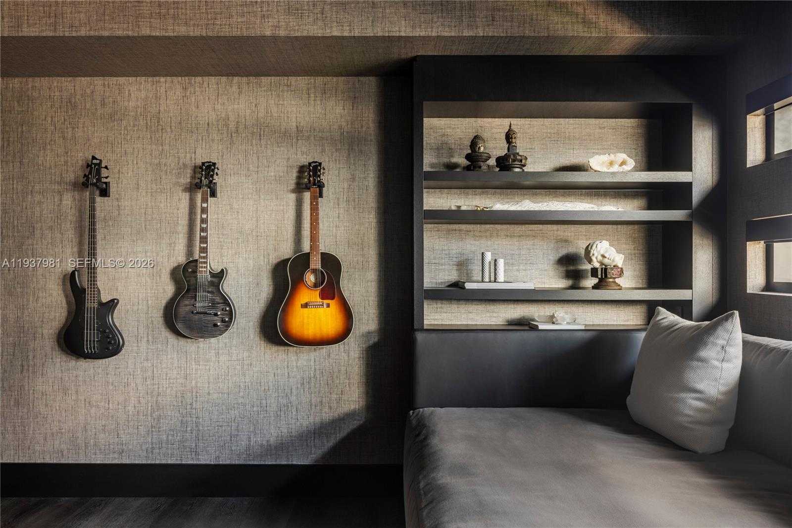 Small Image of 1040 BISCAYNE BLVD #2202, Miami Number 21