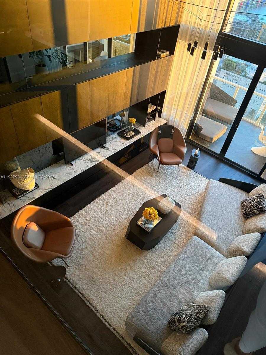 Small Image of 1040 BISCAYNE BLVD #2202, Miami Number 27