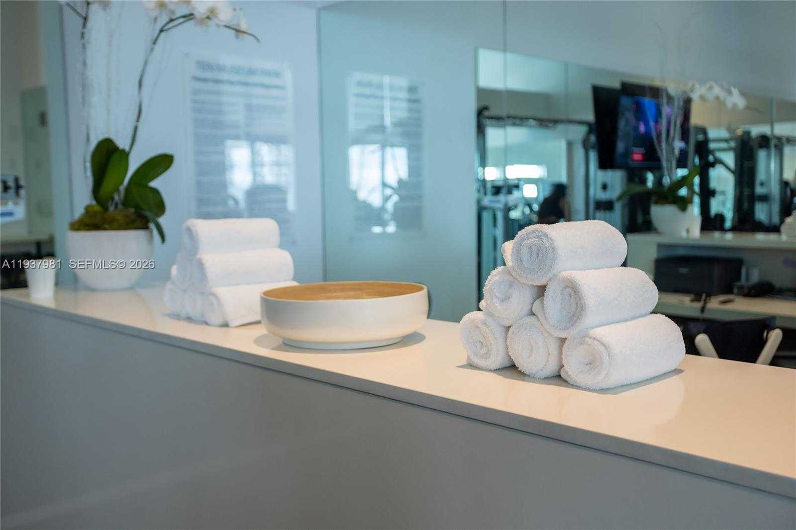 Small Image of 1040 BISCAYNE BLVD #2202, Miami Number 37