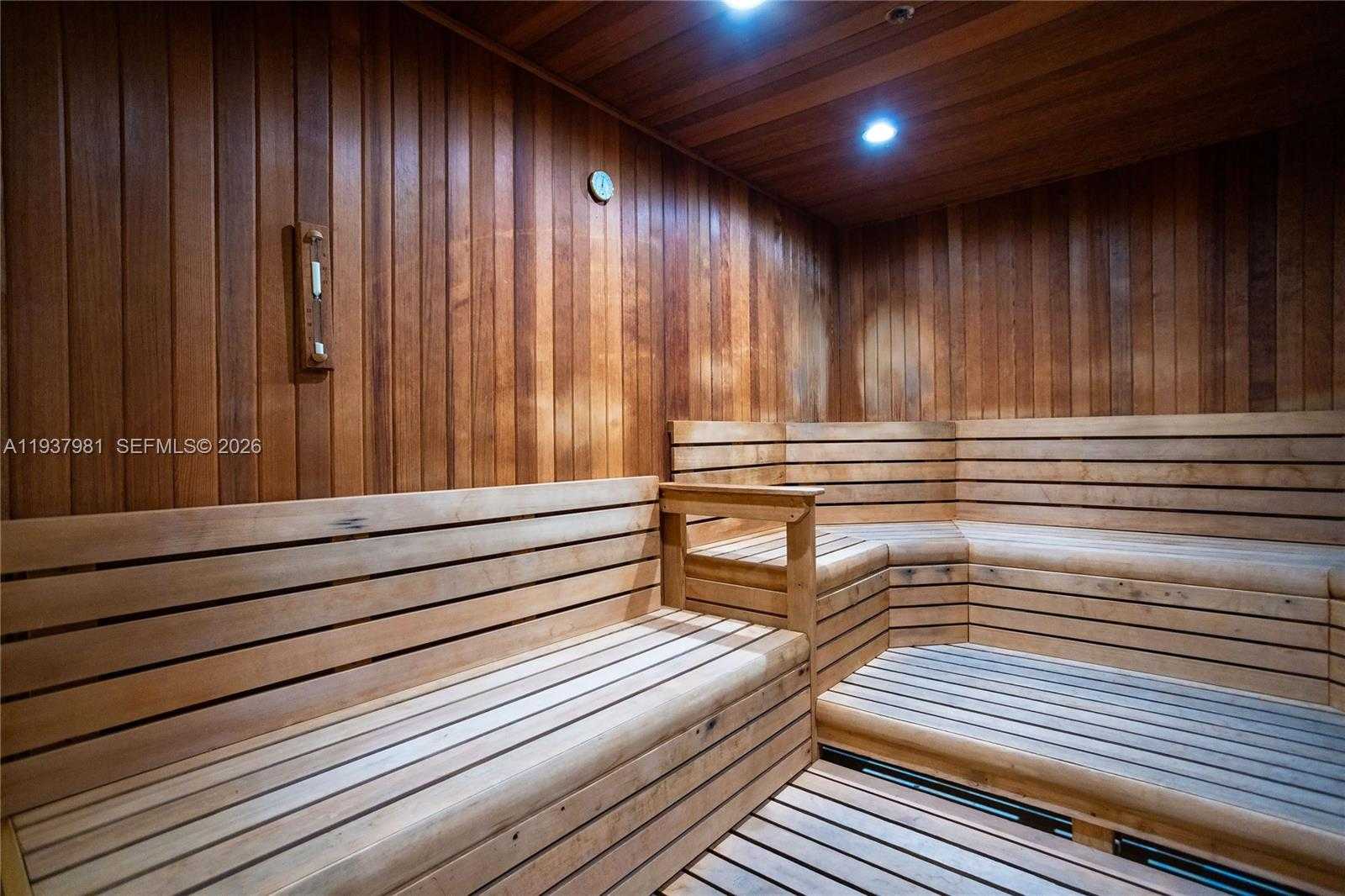 Small Image of 1040 BISCAYNE BLVD #2202, Miami Number 38