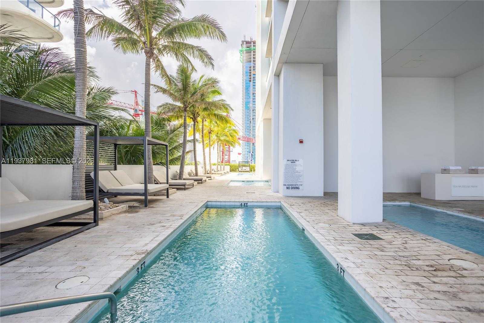 Small Image of 1040 BISCAYNE BLVD #2202, Miami Number 47