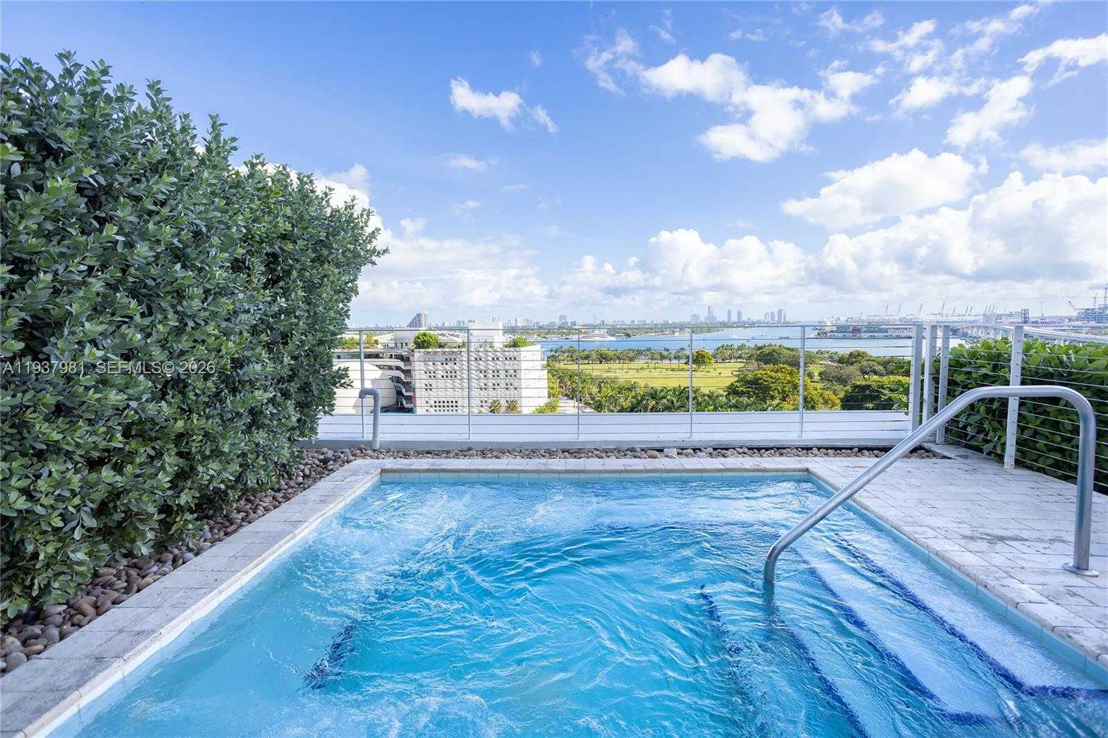 Small Image of 1040 BISCAYNE BLVD #2202, Miami Number 48