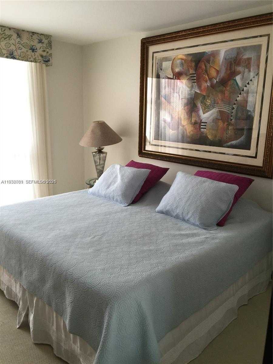 Small Image of 1121 CRANDON BLVD #F1107, Key Biscayne Number 7