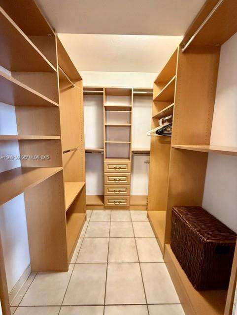 Small Image of 2899 COLLINS #1114, Miami Beach Number 8