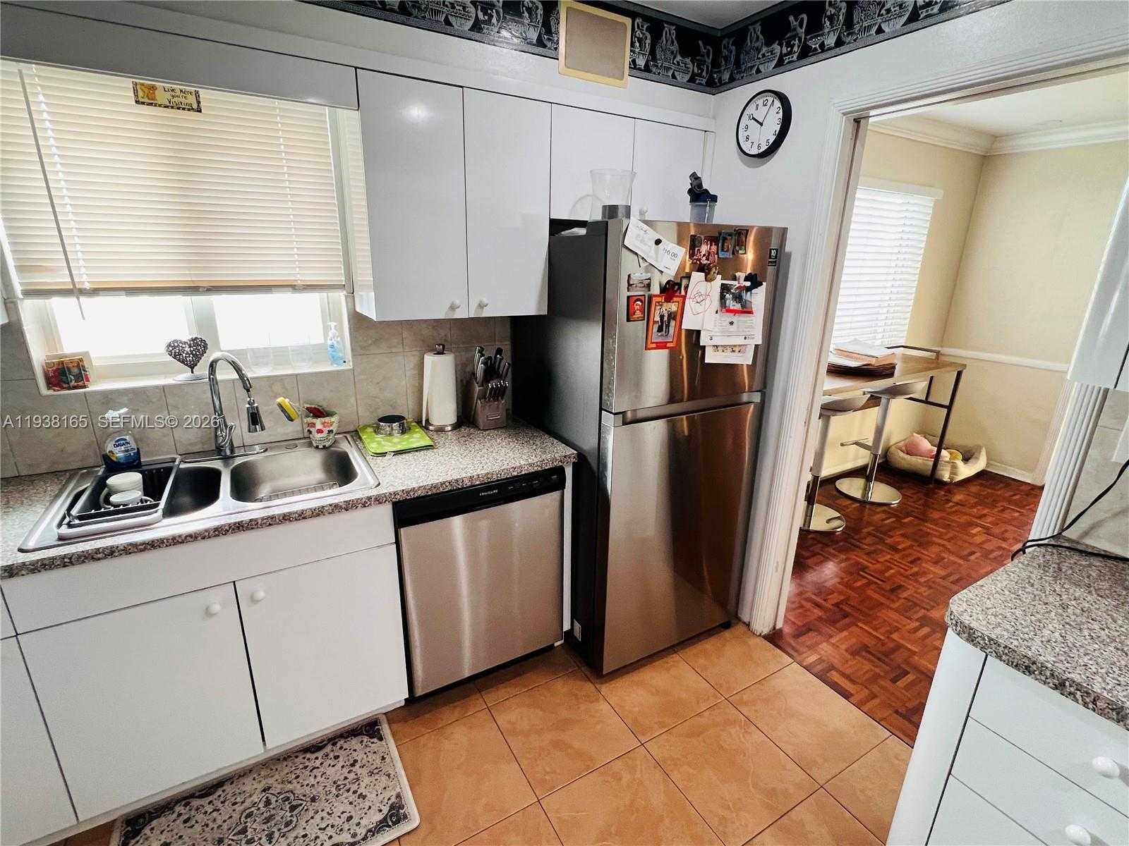 Small Image of 1507 PIZARRO ST, Coral Gables Number 8